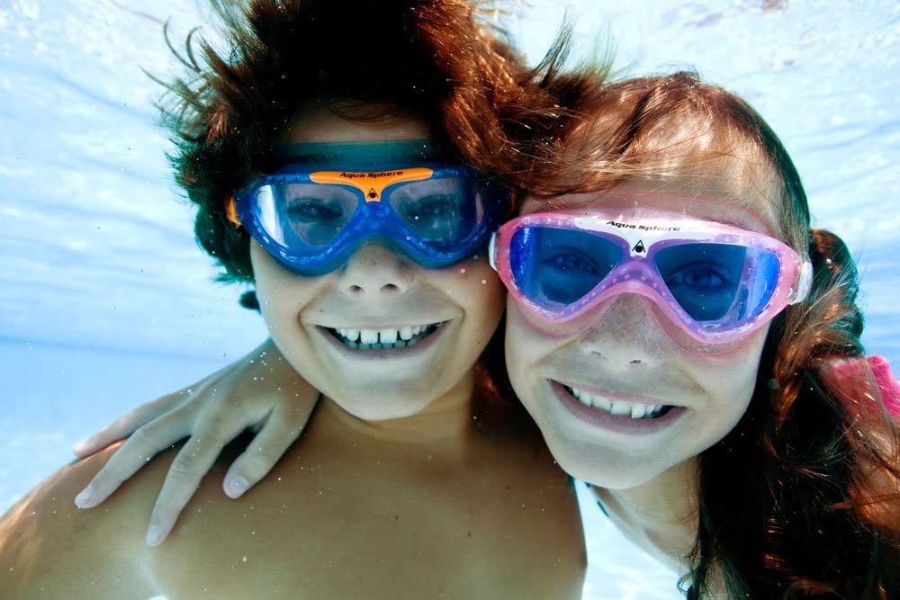 Young boy and girl wearing Swim Goggles | READ Best Swim Goggles for Kids