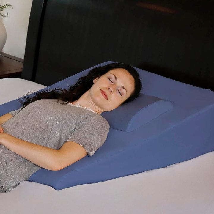 Discover Relief: How a Wedge Pillow Can Transform Your Battle with Acid Reflux